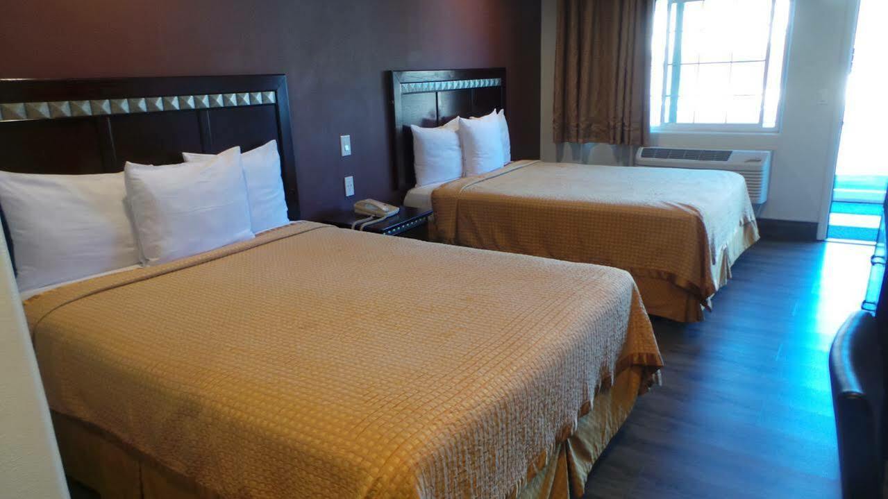 Hyland Inn Near Legoland Carlsbad Esterno foto