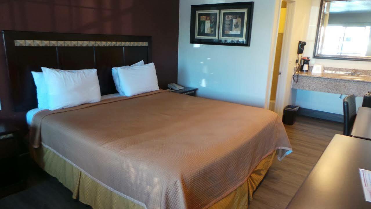 Hyland Inn Near Legoland Carlsbad Esterno foto